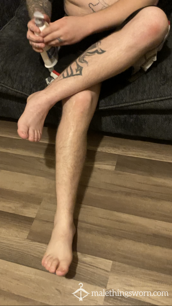 Sexy Tatted And Lotioning Both Feet 🦶