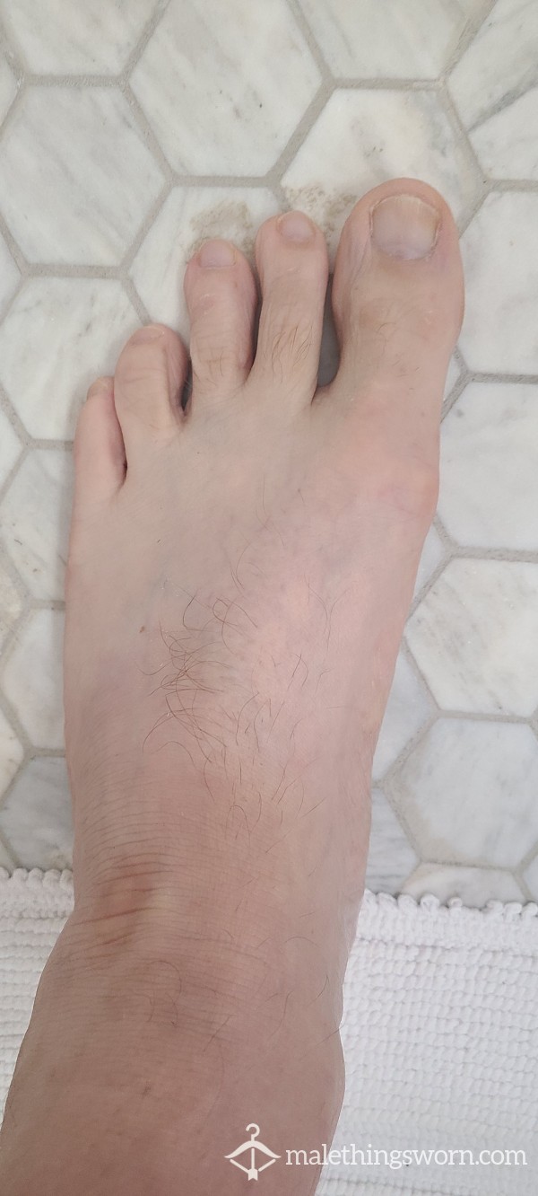 Shaving Cream On Feet photo