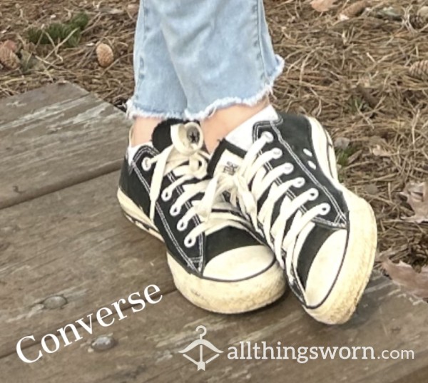 Size 9 Converse
