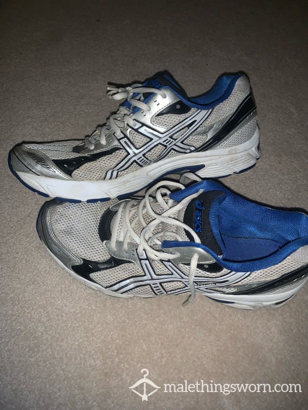Smelly Asics Running Shoes