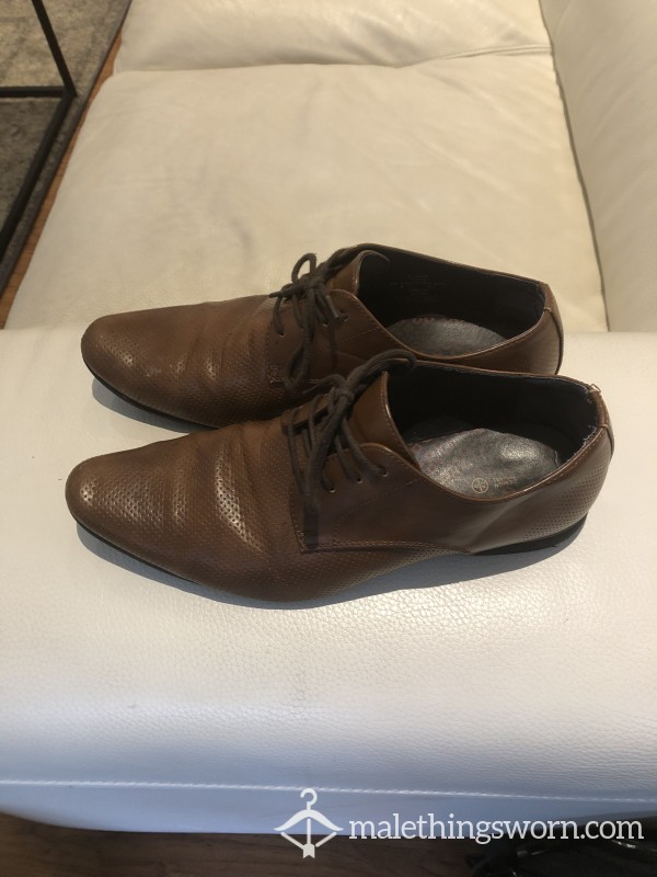 Smelly Brown Work Shoes