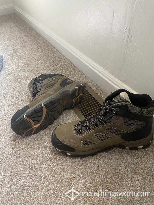 Smelly Hiking Shoes