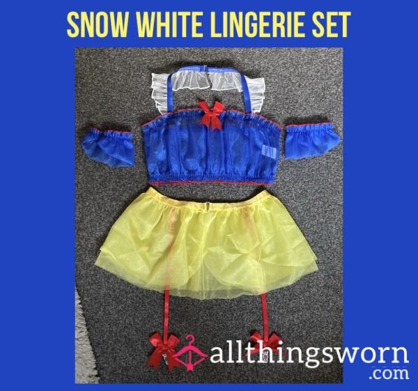 Snow White Lingerie Set🍎