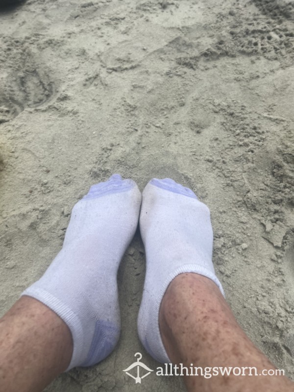 Sweaty Beach Socks Comes With Seven Day Wear