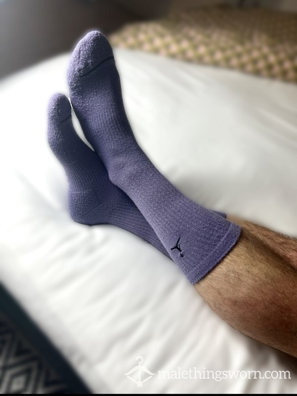 💦🤽🚿This CUM SOCK Is Hard And Snappable - Just Smash It Against Your Knee! I Have Three Cum Loads Inside My Perfectly Crafted NIKE Socks. Included Is A 5-minute Custom Showing The Creation Of 