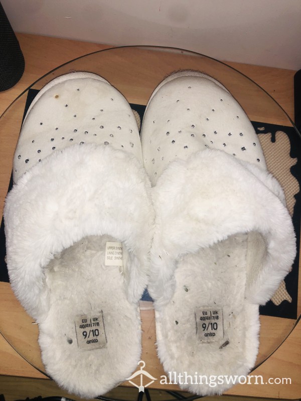 This Winter’s Current Slippers