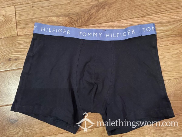 Tommy Hilfiger Tight Fitting Black Boxer Trunks With Aqua Waistband (S)
