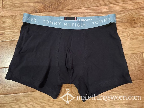 Tommy Hilfiger Tight Fitting Black Boxer Trunks With Blue Waistband (S)
