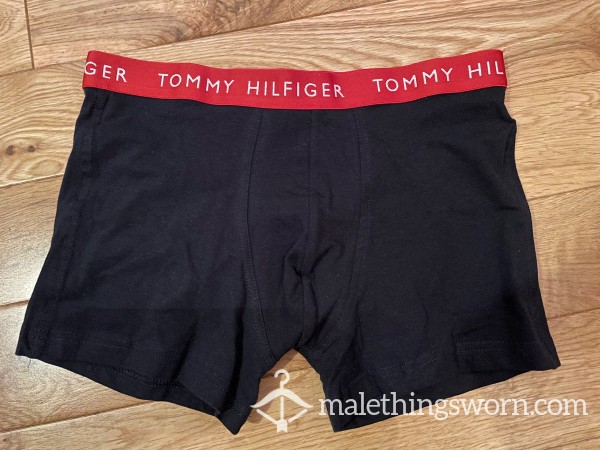 Tommy Hilfiger Tight Fitting Black Boxer Trunks With Red Waistband (S)