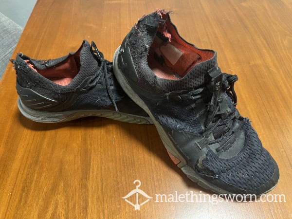 Under Armor Workout Shoes - Size 9  Armor Shoes