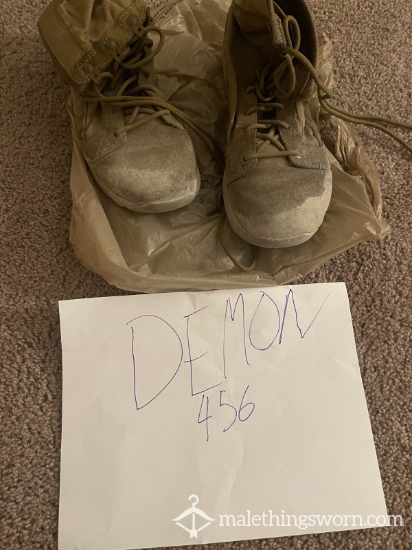 U.S. Army Boots Very Well Worm