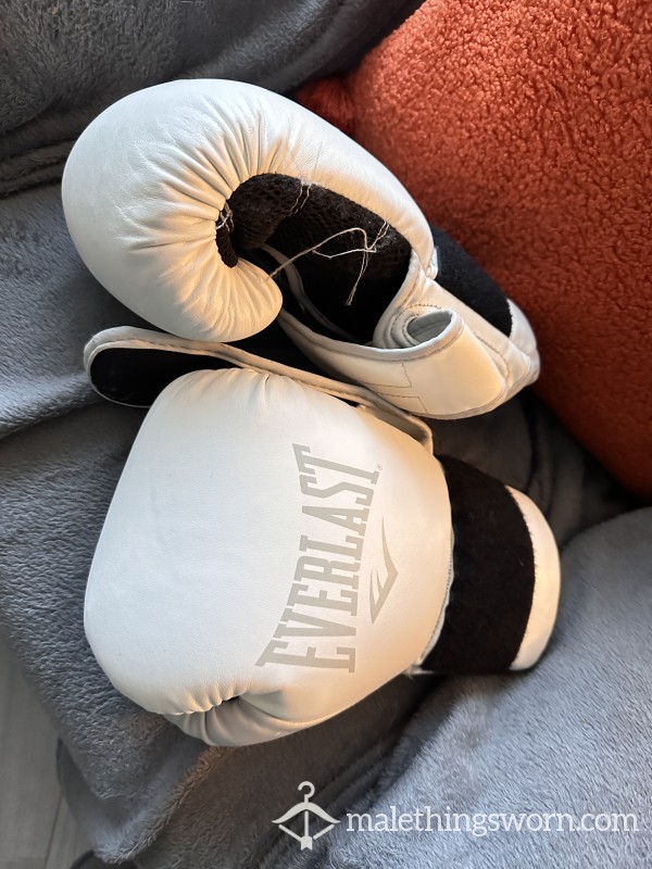 SOLD 🥊 Used Boxing Gloves, Sweaty And Stink! 🥊