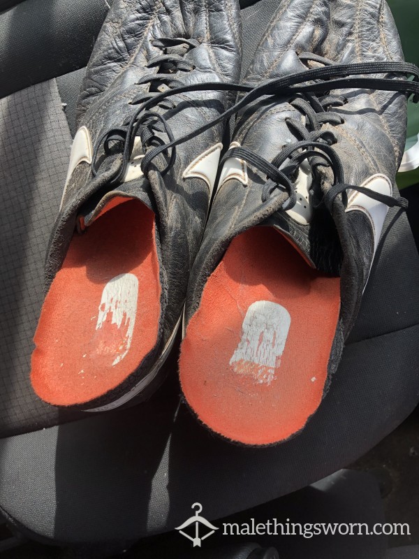 Used Football Boots photo