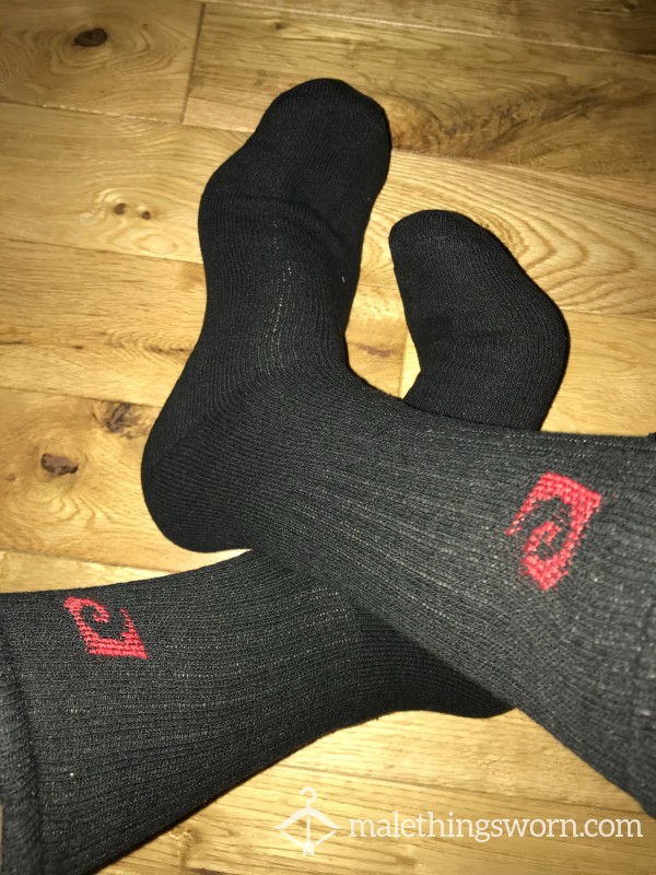 Used Men's Pierre Cardin Black Sports Crew Socks Red Logo photo