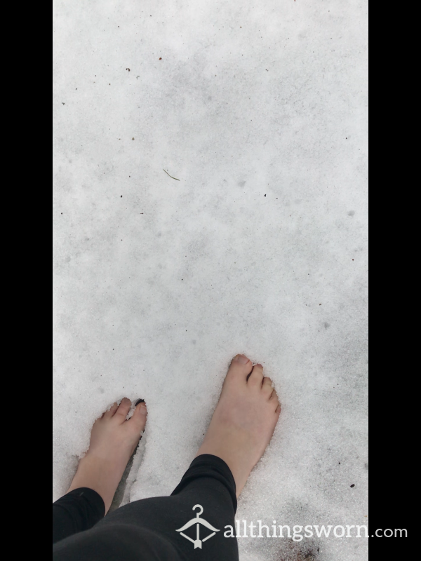 Very Quick Stroll In The Snow… Barefoot!