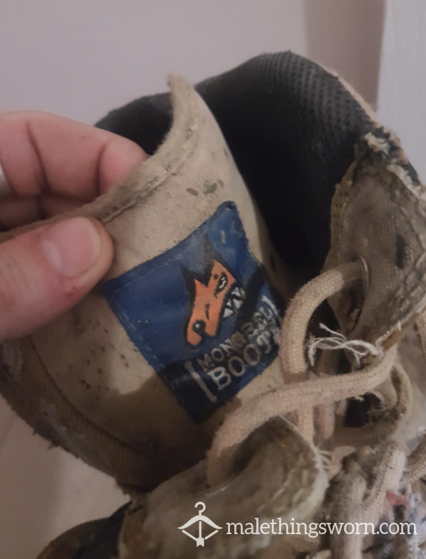 VERY WELL USED/WORN "mongrel" Tradie Work Boots - Concreting And Landscaping