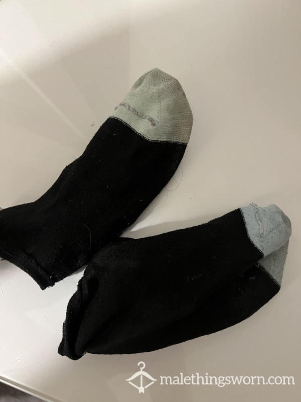 WARNING ⚠️ THESE STINK!! Well Worn Ankle Socks  (3 Days Wear)(3 Separate Gym Sessions)