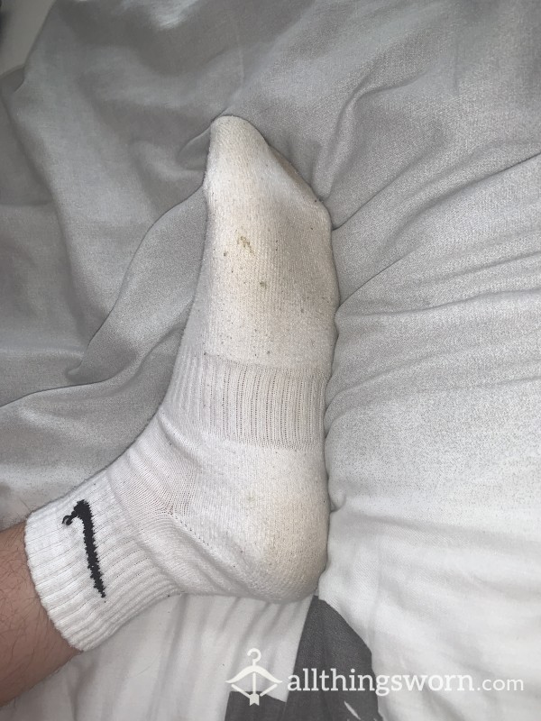 Week Worn Athletic Teen Boy Nike Socks
