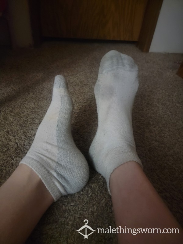 Well Used White Hanes Ankle Sock