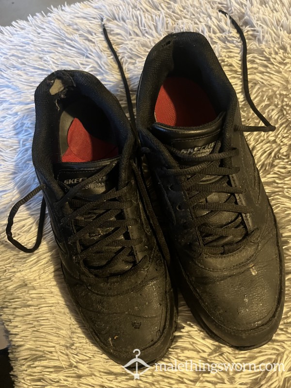 Well Worn Bar-staff Trainers Size 9