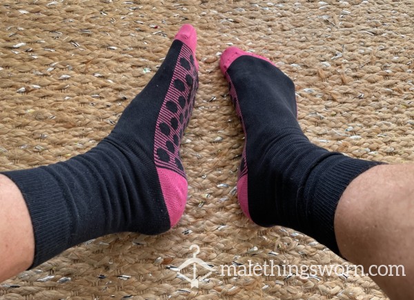 Well-worn Thin Black/patterned Work Socks