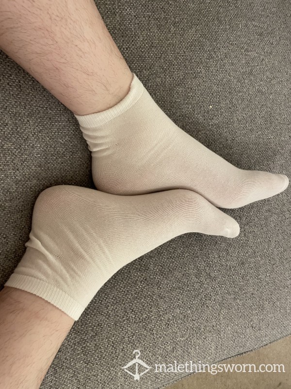 White Ankle Length Socks