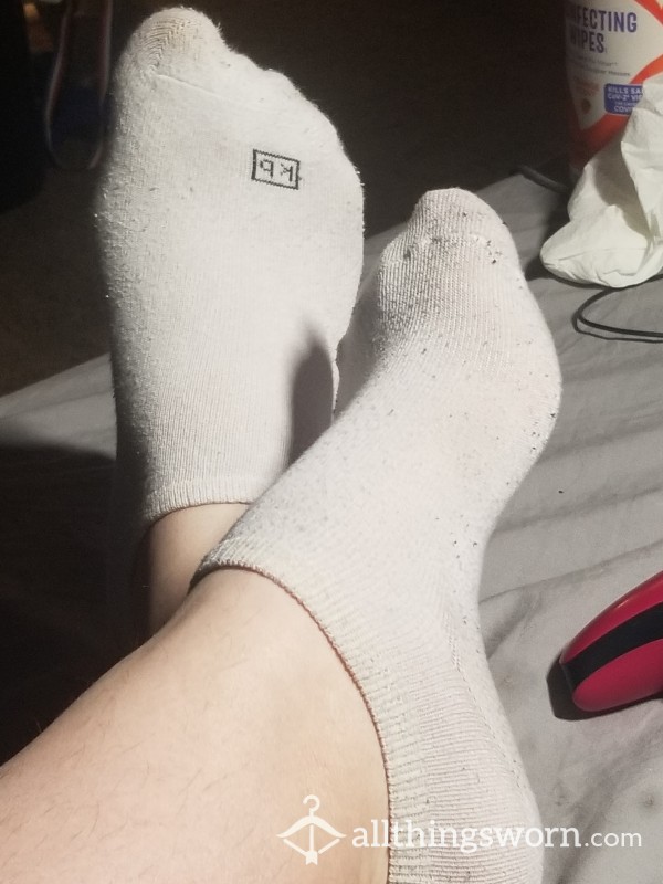 White Ankle Socks (Custom) 💟