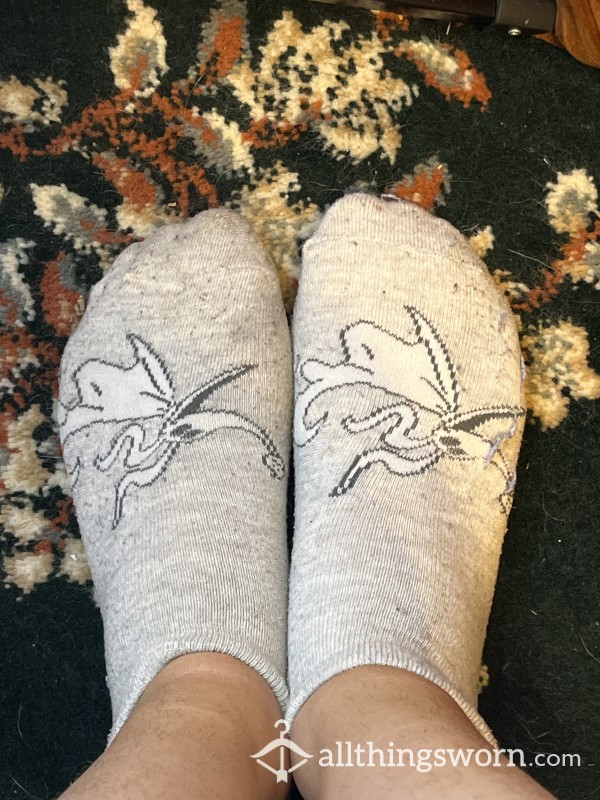 White Ankle Socks With Zero From TNMBC