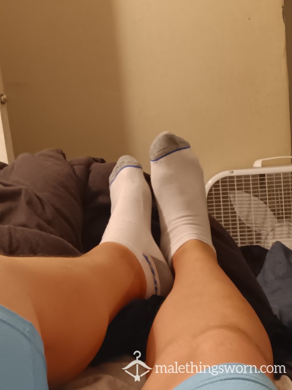 White Men's Ankle Socks