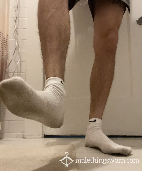 White Nike Ankle Gym Socks