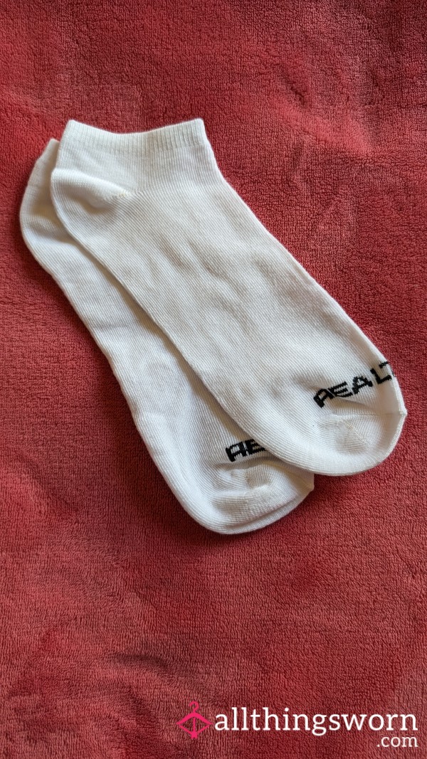 🤍White🤍 Socks Ready To Be Worn (have Multiple Pairs Of These Kind)