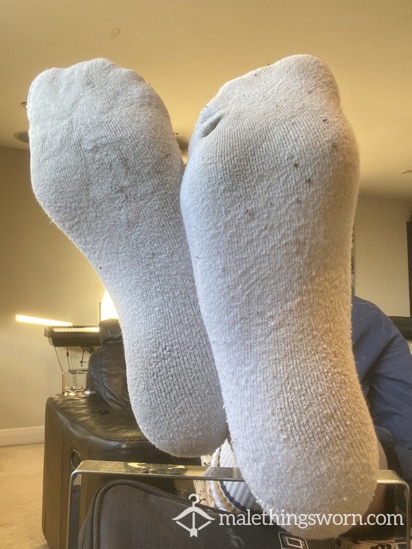 White Sweaty Smelly Socks 🧦