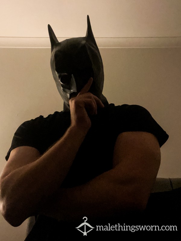 Who Is Batman? Who Is Under The 🦇 Mask?