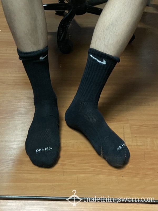 ✨worn✨ Long Nike Socks