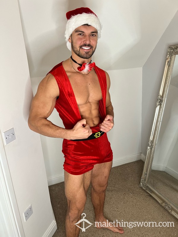 SOLD ❤️ Worn Santa All In One 😈